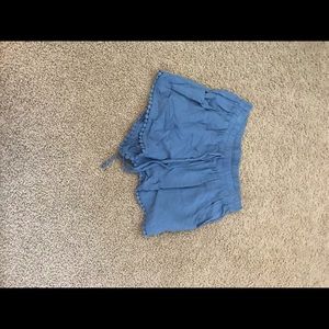 target flowy shorts size: small